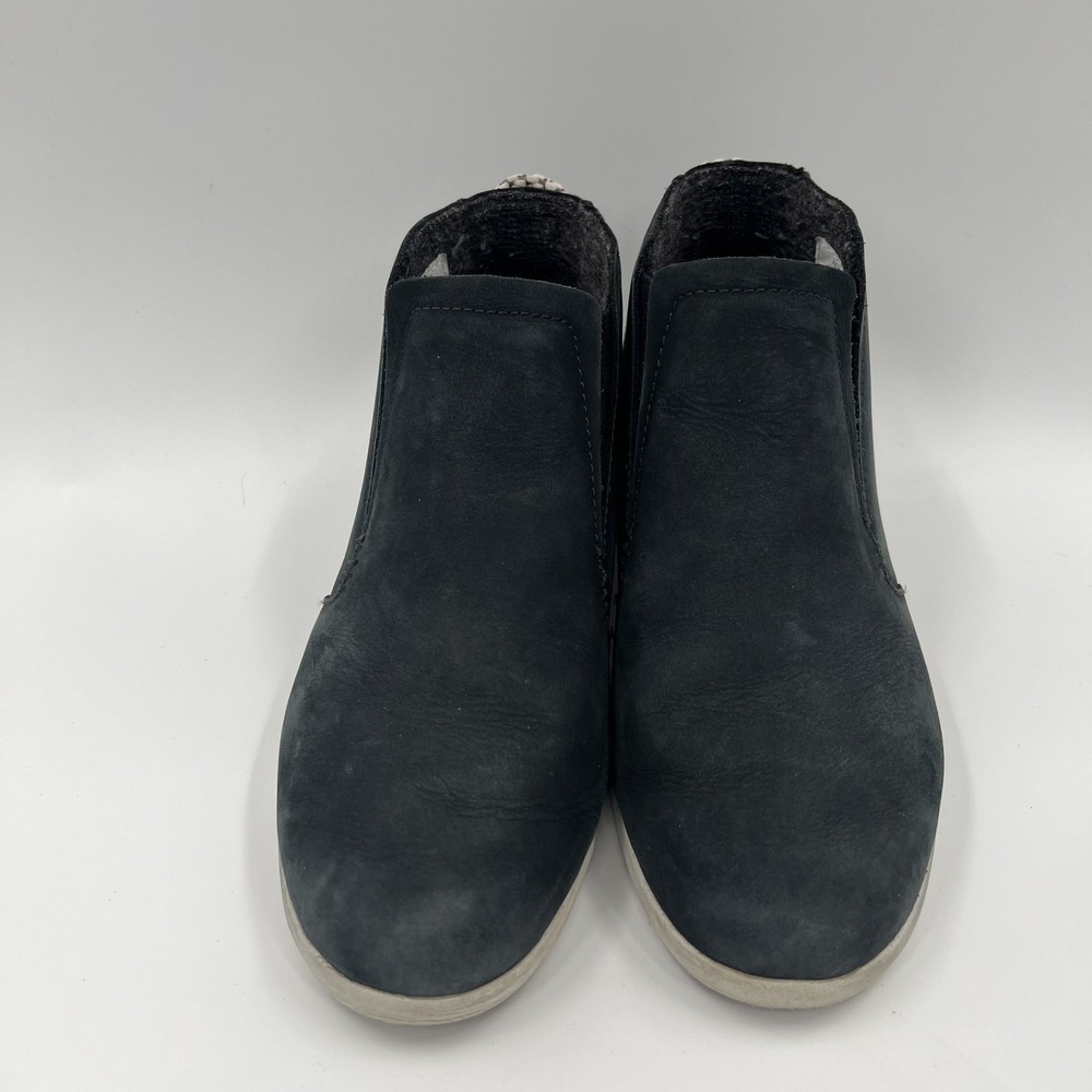 OLUKAI Hawai'iloa Manu Hope Booties Womens EU 37.5 US 7.5 Ankle Boots Nubuck EUC - Picture 4 of 9